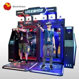 Simulatore interattivo di realtà virtuale che sta sulla macchina del gioco della fucilazione di VR